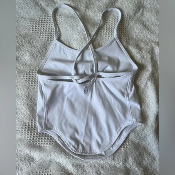 Gorgeous Pure White Free People Crop Tank Top - Picture 2 of 3
